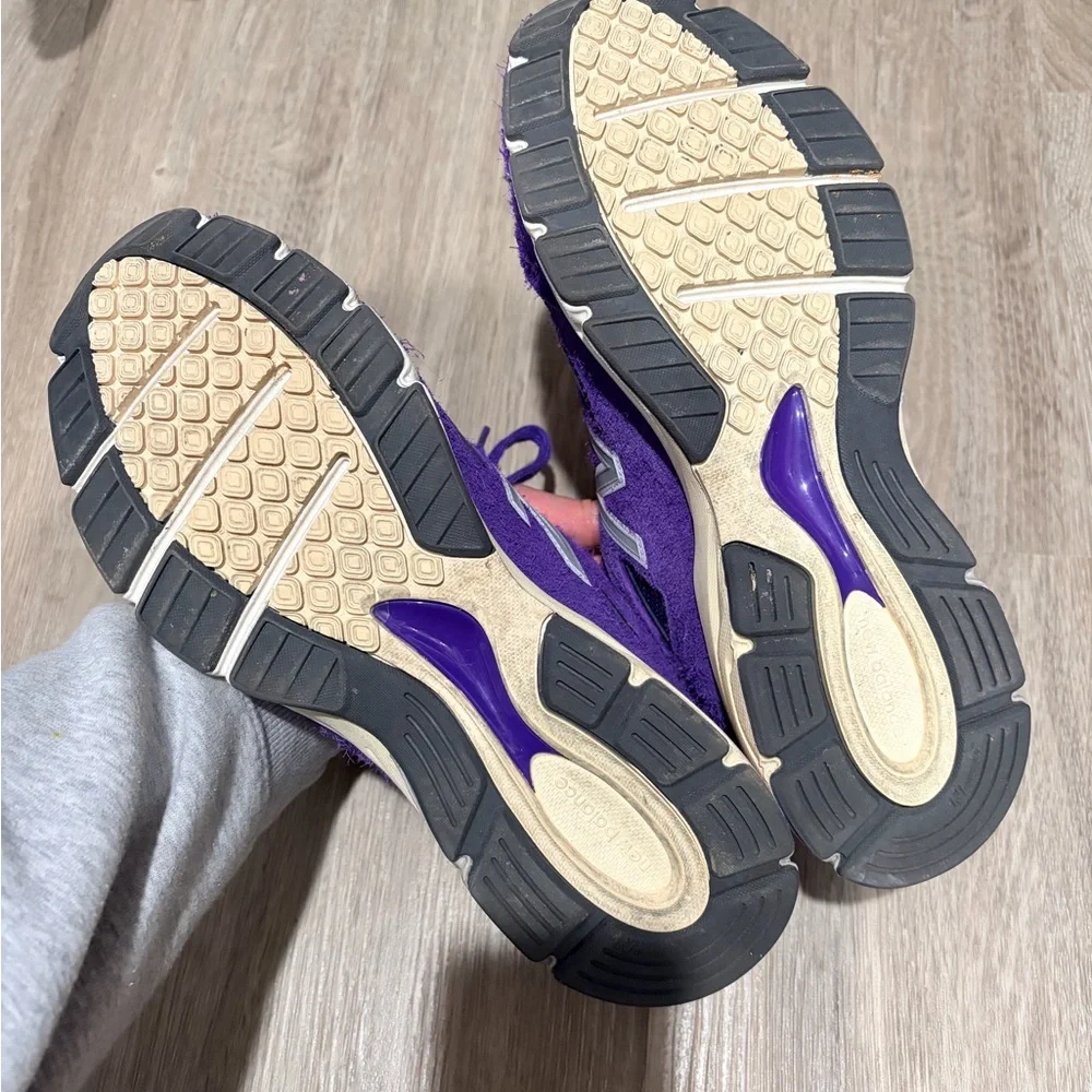 New Balance Men’s 990v4 Purple - Picture 7 of 12